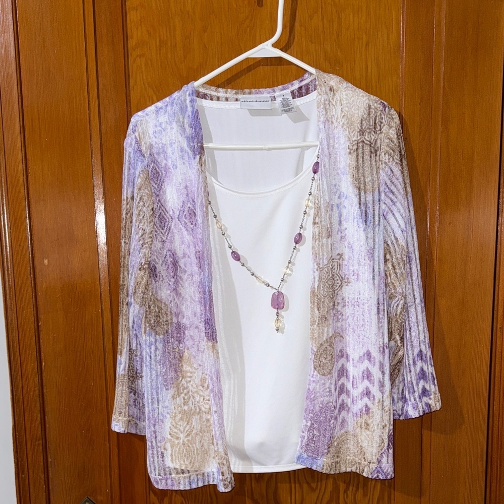 Alfred Dunner White and Purple Top with necklace size small